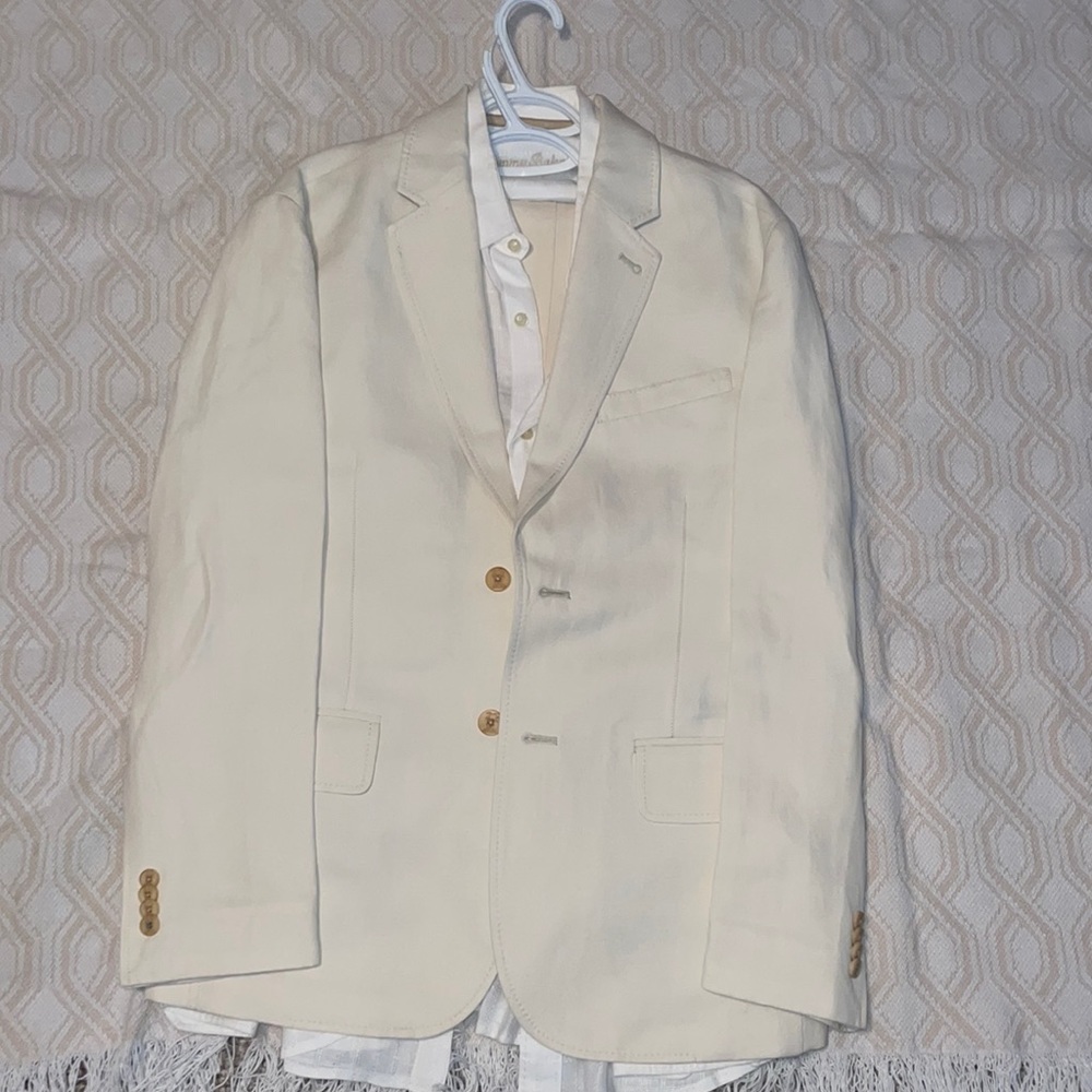 Tommy Bahama linen jacket, and shirt with matching cotton pants. Summer Wedding!